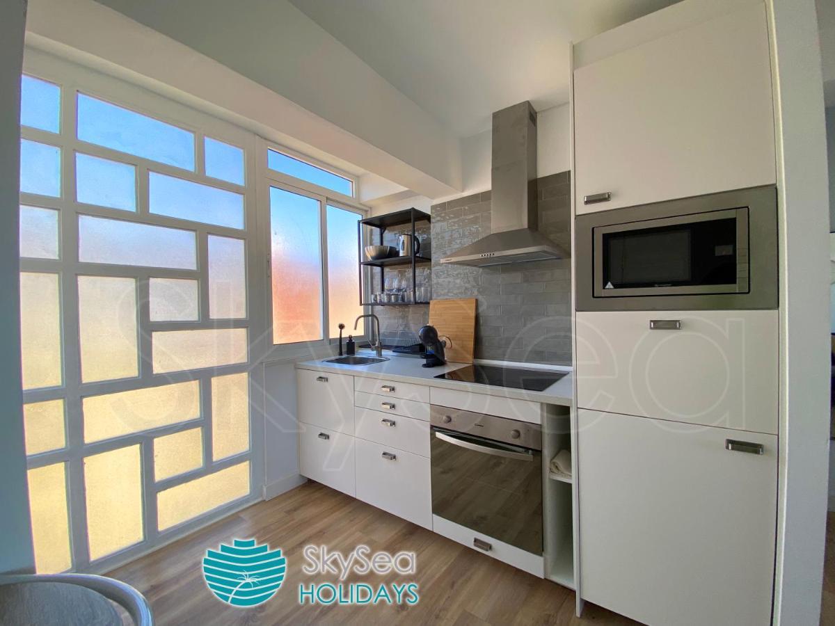Skyseaholidays Torremolinos Centro Apartment Exterior foto