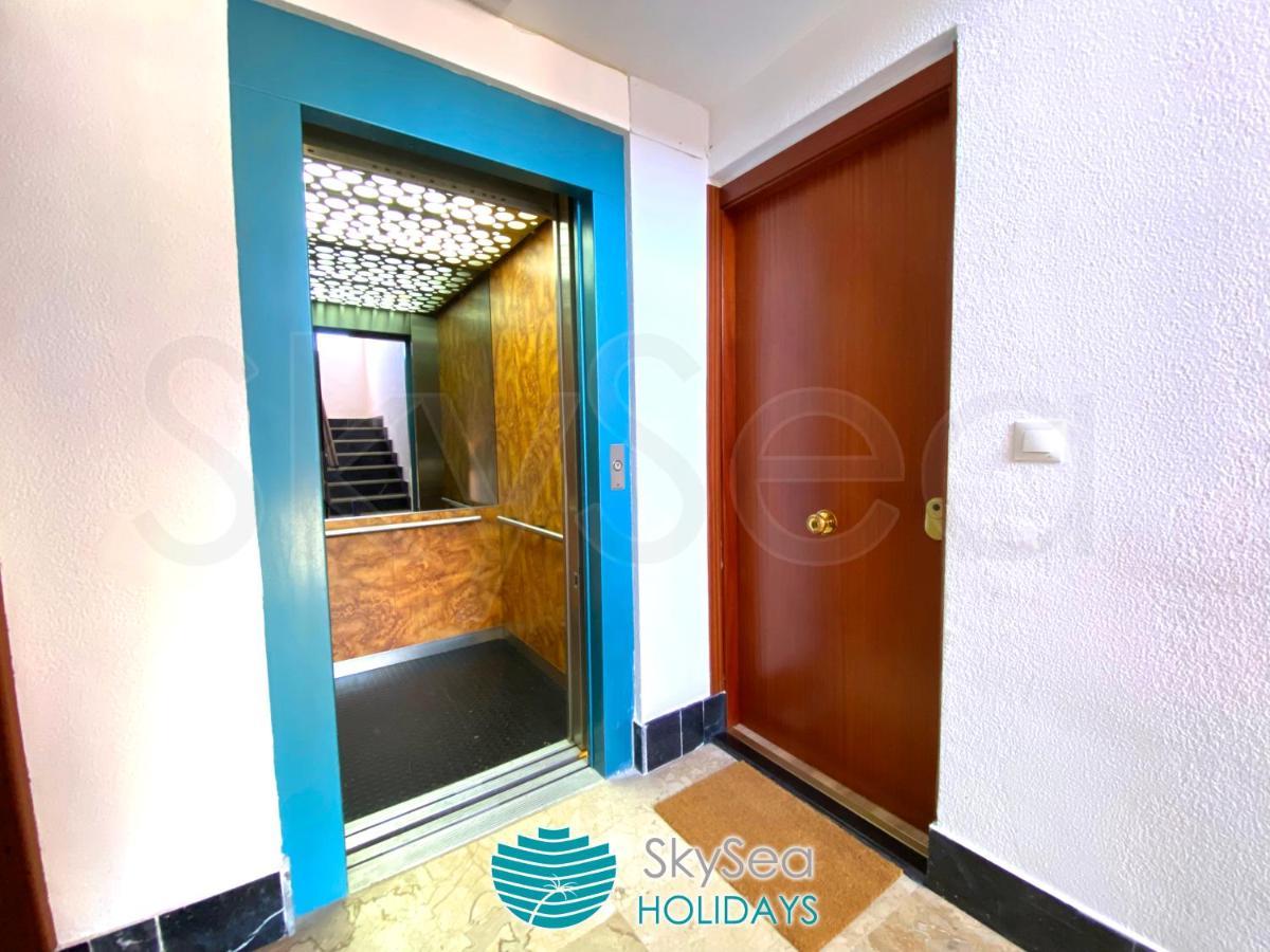Skyseaholidays Torremolinos Centro Apartment Exterior foto