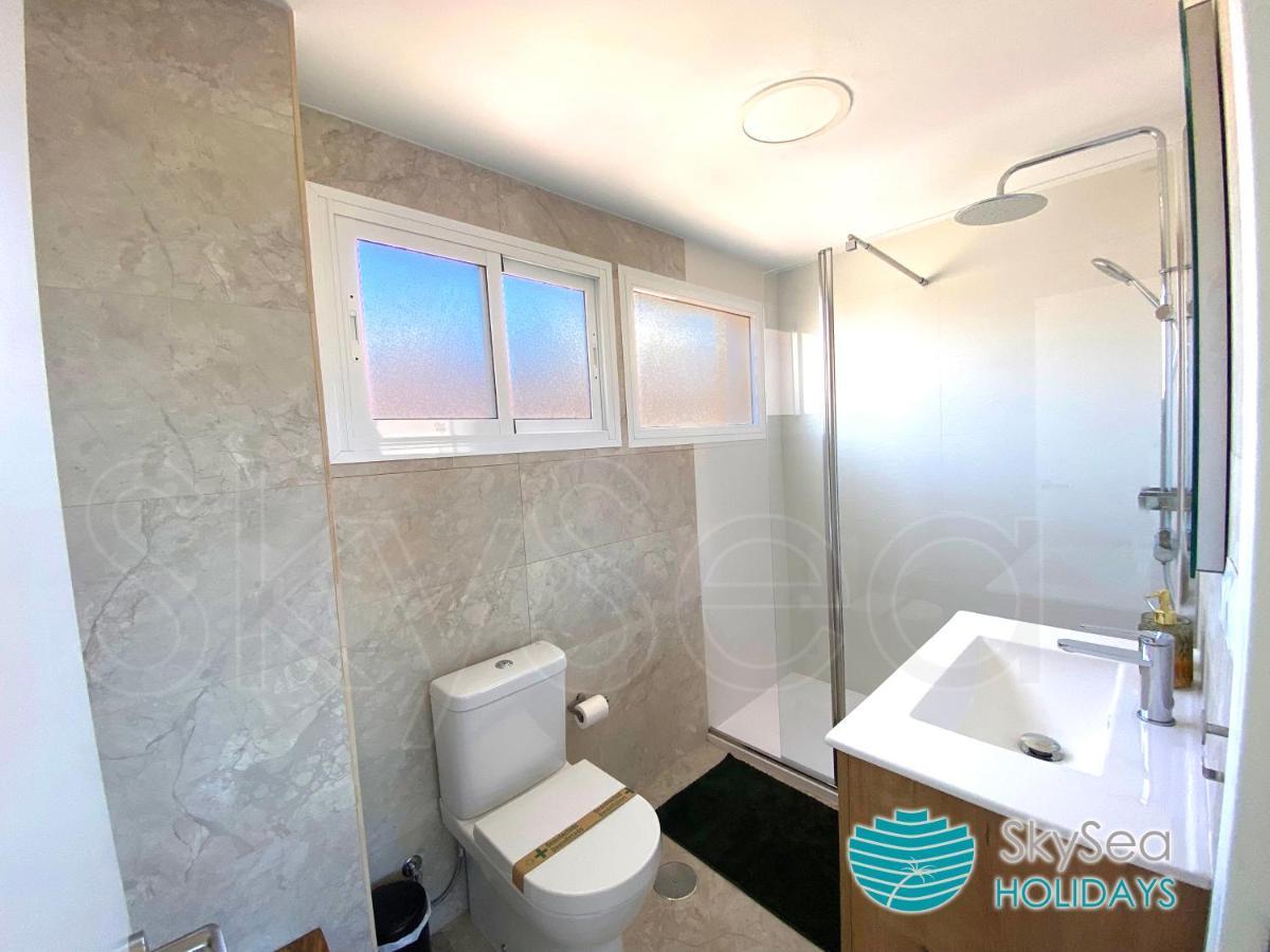 Skyseaholidays Torremolinos Centro Apartment Exterior foto